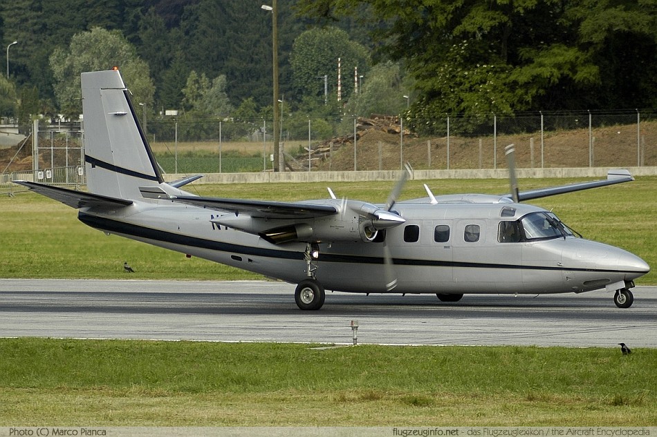 Twin Commander 695B